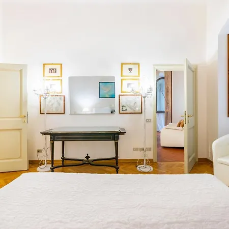 Apartment Borgo San Jacopo *